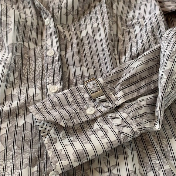 Express button down - Picture 2 of 3